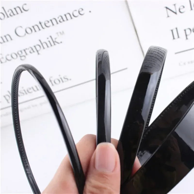 Simple Black Headband for Men Versatile with Teeth Anti Slip Headband for Pressed Hair Women's Facial Hair Clip