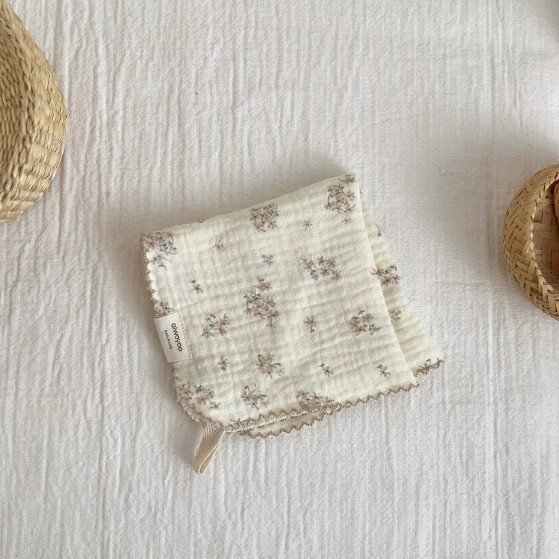 Korean Baby Wiping Face Towel Pure Cotton Floral Yarn Square Saliva Towels Infant Soft Handkerchief Newborn Kids Hand Washcloth