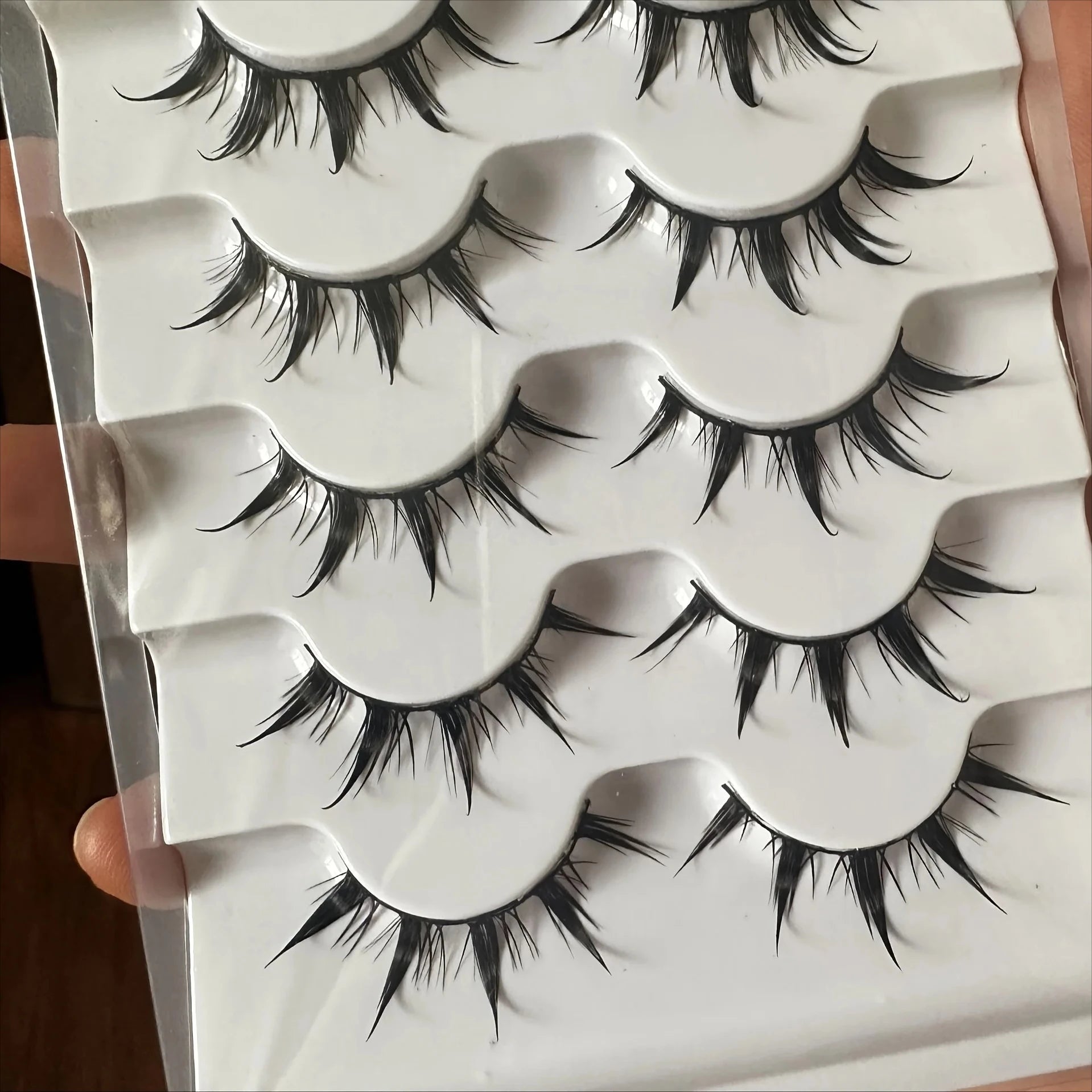 5 Pairs Manga Lashes Natural Look Wispy False Eyelashes Fluffy 3D Volume Spiky Anime Fake Eyelashes for Cosplay Daily Makeup