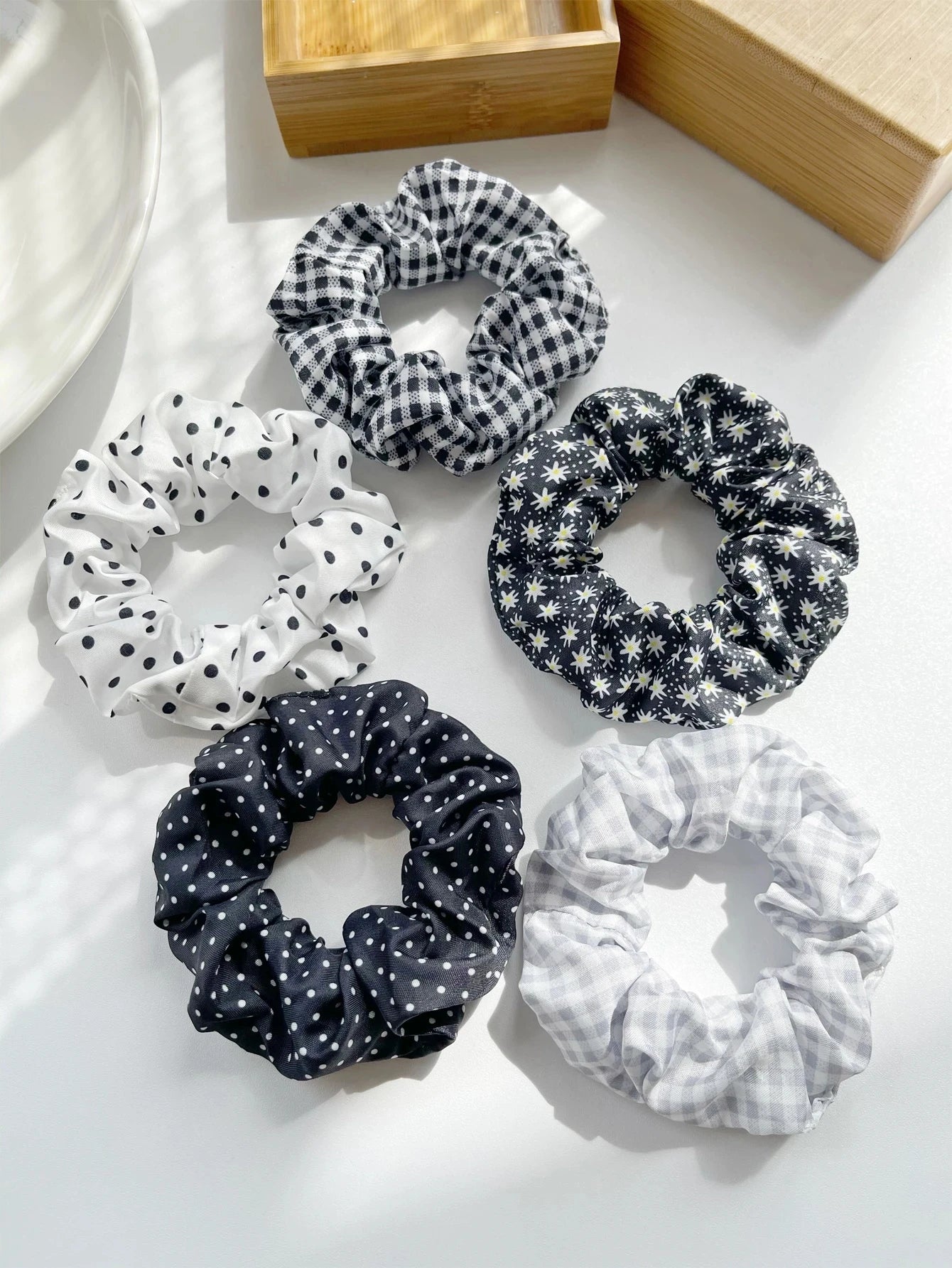 5Pcs Polka Dot Print Scrunchie Elegant Scrunchies Hair Ties Scrunchy Hair Ties