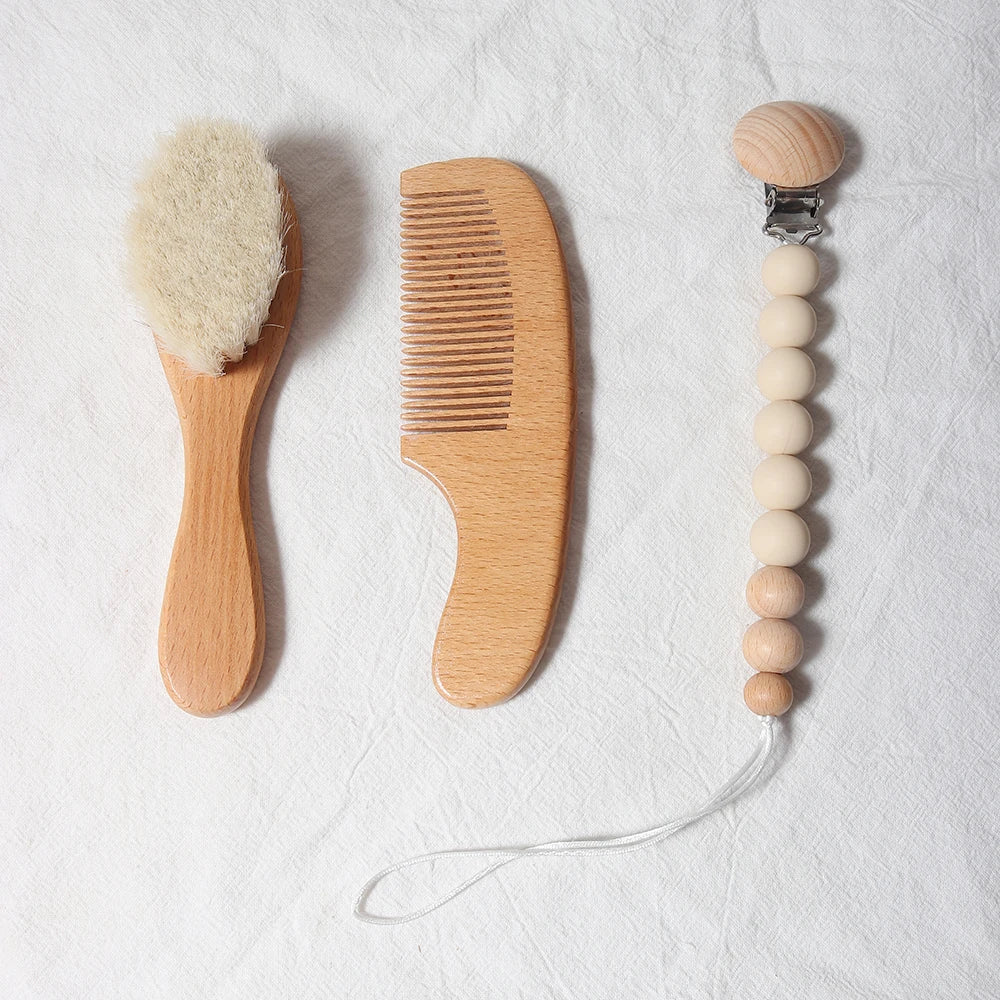 Baby Comb Brush Set Newborn Gift Set Natural Wool Beech Wooden Comb Baby Bib Pacifier Clip Kids Baby Hair Brush
