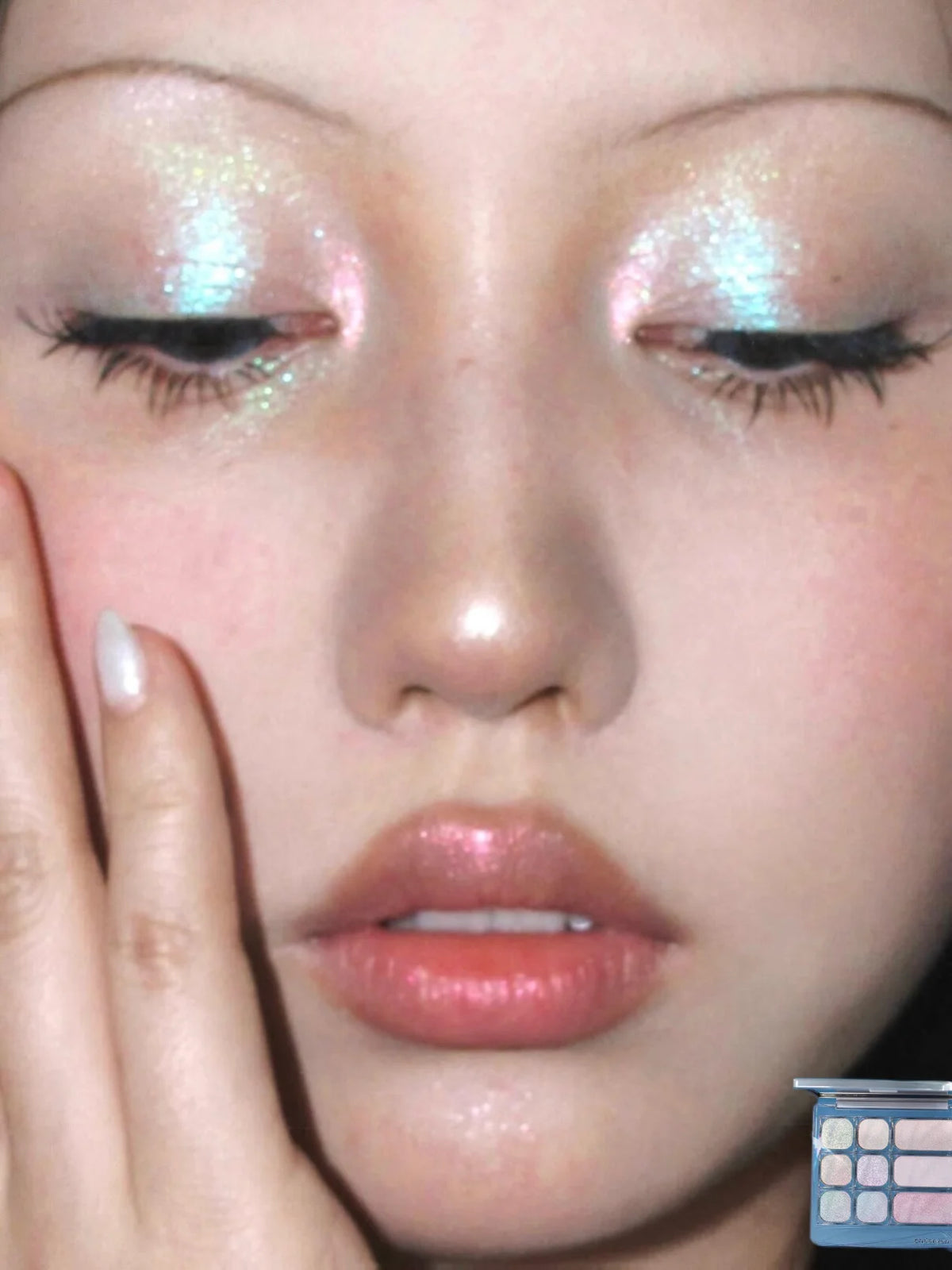 Qianyan Single Chameleon Eyeshadow Pearlescent Matte Powder Cream Shimmer Cheeryep Disk Shadow Multipurpose Blusher Highlight
