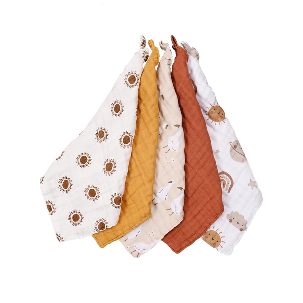 HappyFlute 5PCS Set Super Soft Bamboo Cotton Fabric Towels Hangable Baby Bibs And Cleaning Wipes for Home And Travel Use