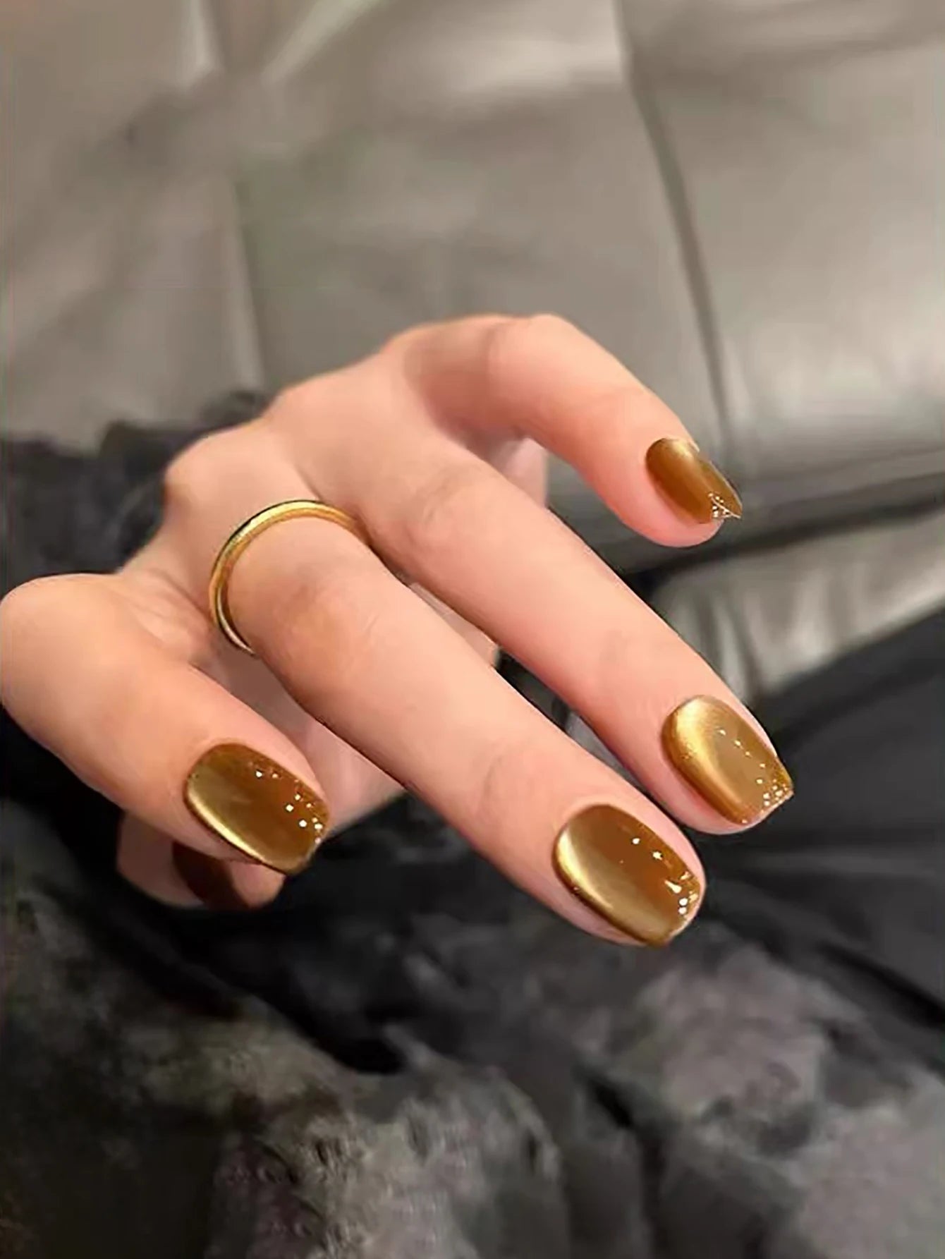 WS Black Glass Cat Magnetic Gel Nail Polish Punk Style Nail Art Manicure Varnis Semi Permanent Gel for Winter Nail Supplies