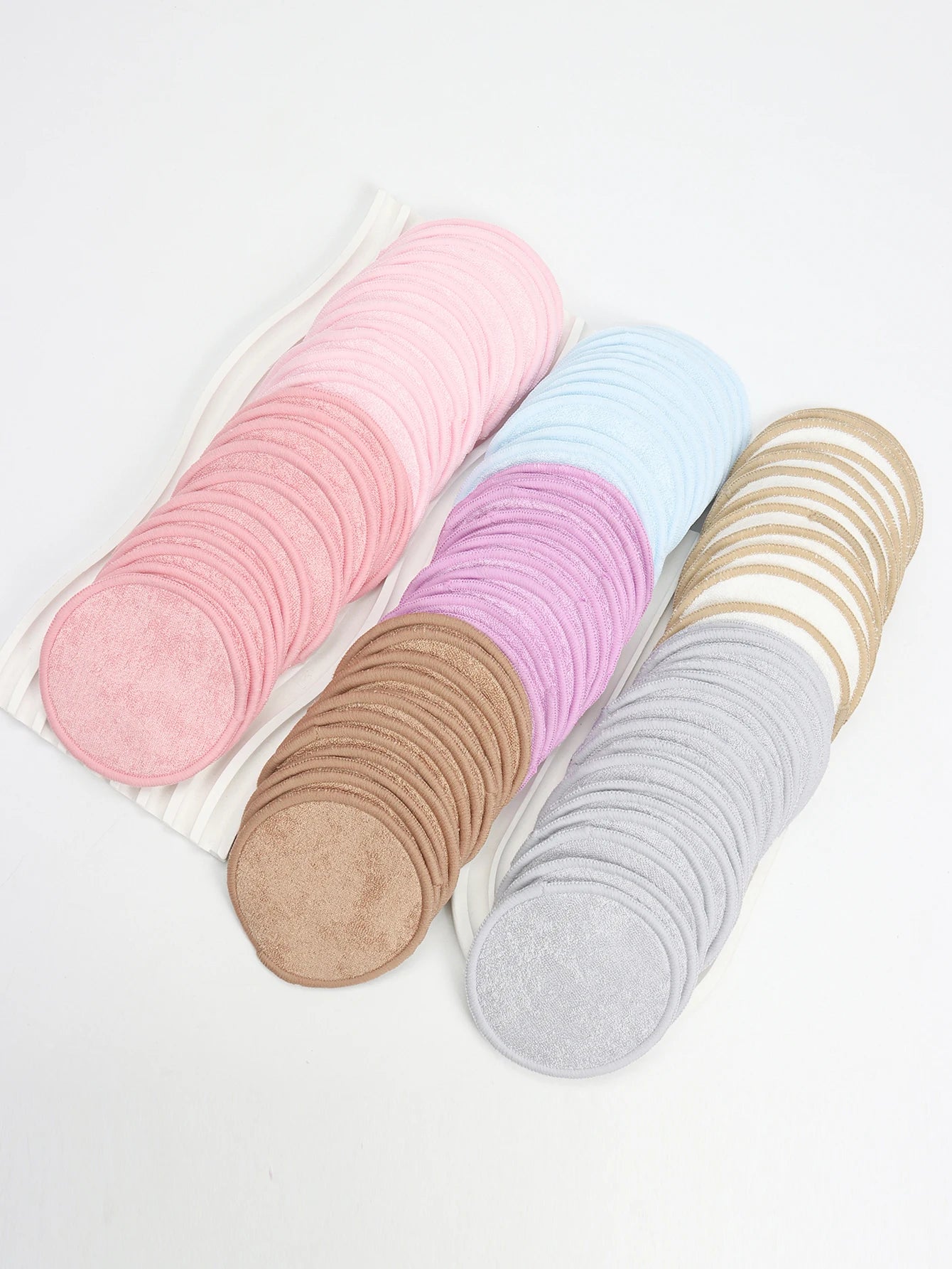 Bamboo Fiber Makeup Remover Pads Are Packed in 6/12/24 Pieces They Are Made from a Mixture of Fibers Extracted from Natural Bamboo.