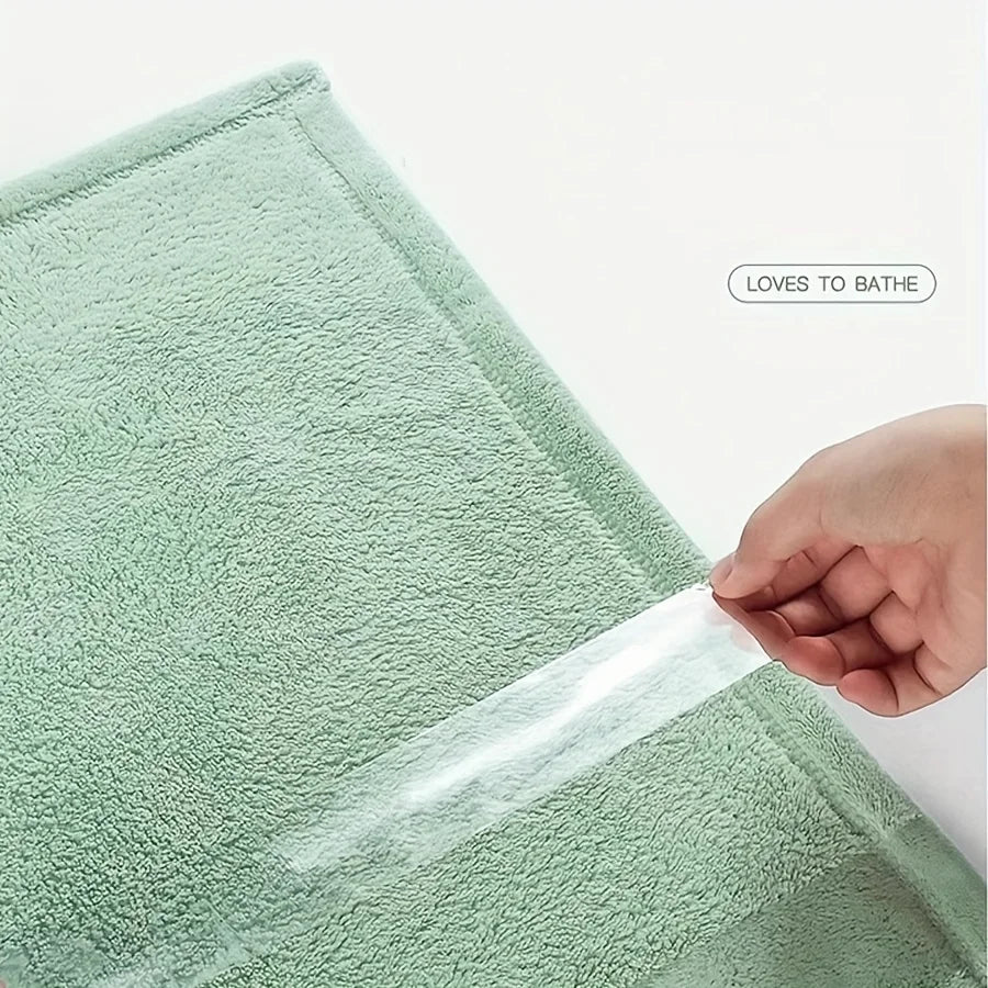 New Coral Fleece Bath Towel for Infants and Children, Suitable for Use in Bathrooms, Swimming Pools, Beaches, and Families. Can Be Used as a Newborn Blanket. Super Absorbent, Comfortable and Soft Fabric. New Pattern Design. M