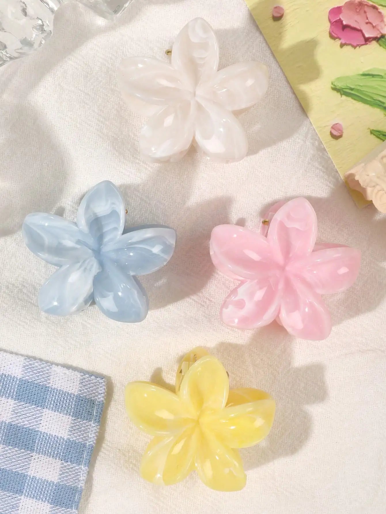 4Pcs Multicolor Flower Hair Claw Clips for Women Girls Nonslip Cute Fashion Hair Accessories Small Hairpin Crab Barrette Style