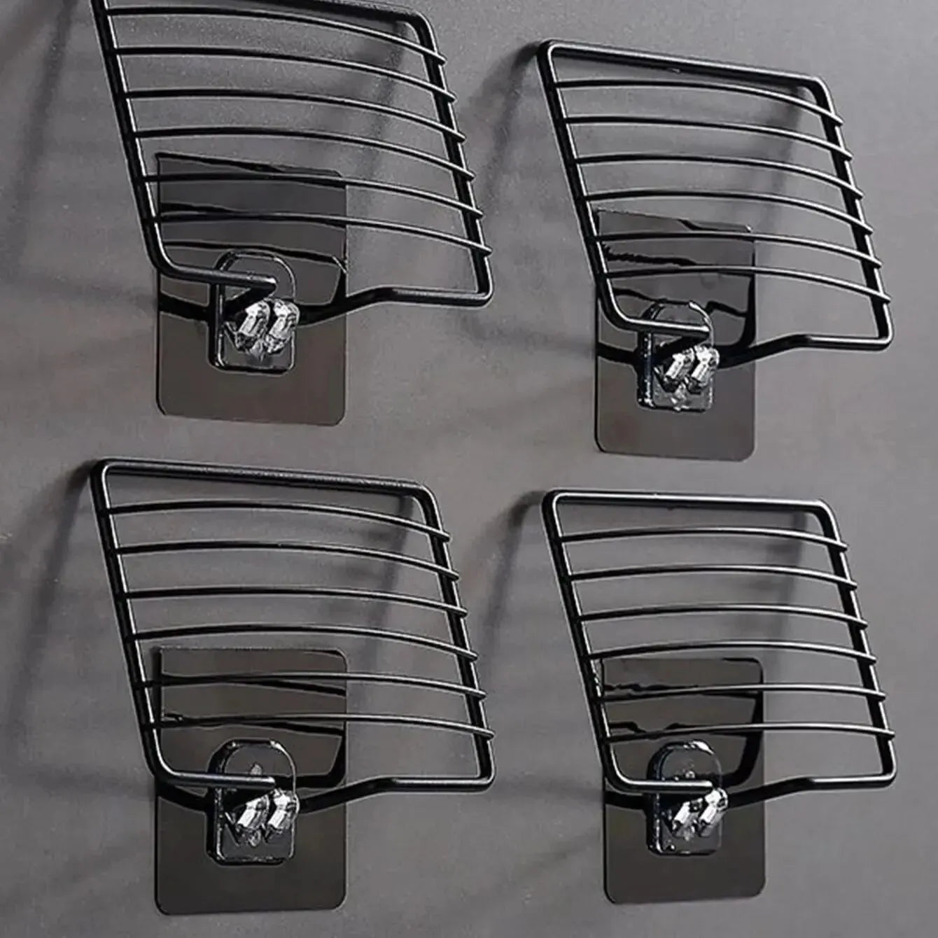 1pc Stainless Steel Soap Rack Soap Box Light Luxury Shelf Punch-free Nail-free Bathroom Single Layer Drain Wall Hanging