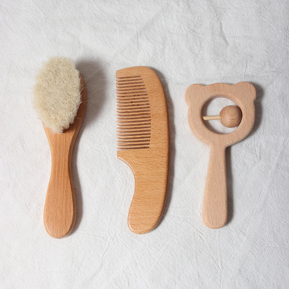 Baby Comb Brush Set Newborn Gift Set Natural Wool Beech Wooden Comb Baby Bib Pacifier Clip Kids Baby Hair Brush