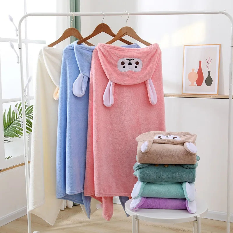 70*140cm Children's Hooded Bath Poncho Plush Coral Fleece Robe with Cartoon Cape Design Fast-Drying Baby Bath Towel
