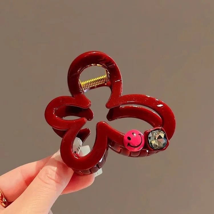 New Fashion Red Wave Hair Claw Clip for Women Korean Sweet Acrylic Bead Large Shark Clip Ponytail Headwear Hair Accessories