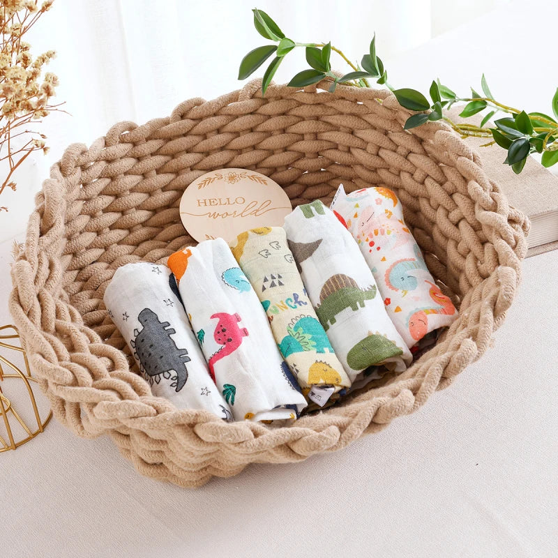 Happyflute 60x60CM Bamboo Cotton Muslin Square Towels 5-Piece Set Soft Gauze Wipes for Baby Face And Bath Newborn Baby Bibs