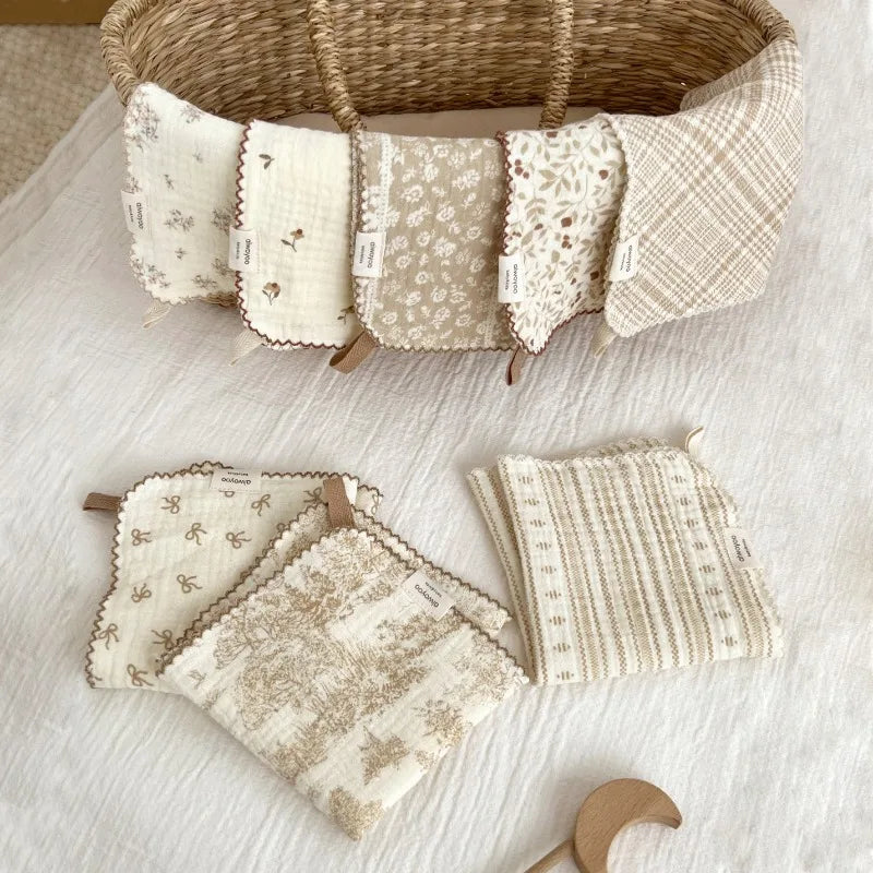 Korean Baby Wiping Face Towel Pure Cotton Floral Yarn Square Saliva Towels Infant Soft Handkerchief Newborn Kids Hand Washcloth