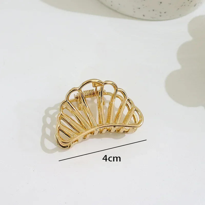 Luxury Solid Colors Hair Claws Temperament Gold Grab Butterfly Elegant Vintage Headband Hair Clips for Women Hair Accessories