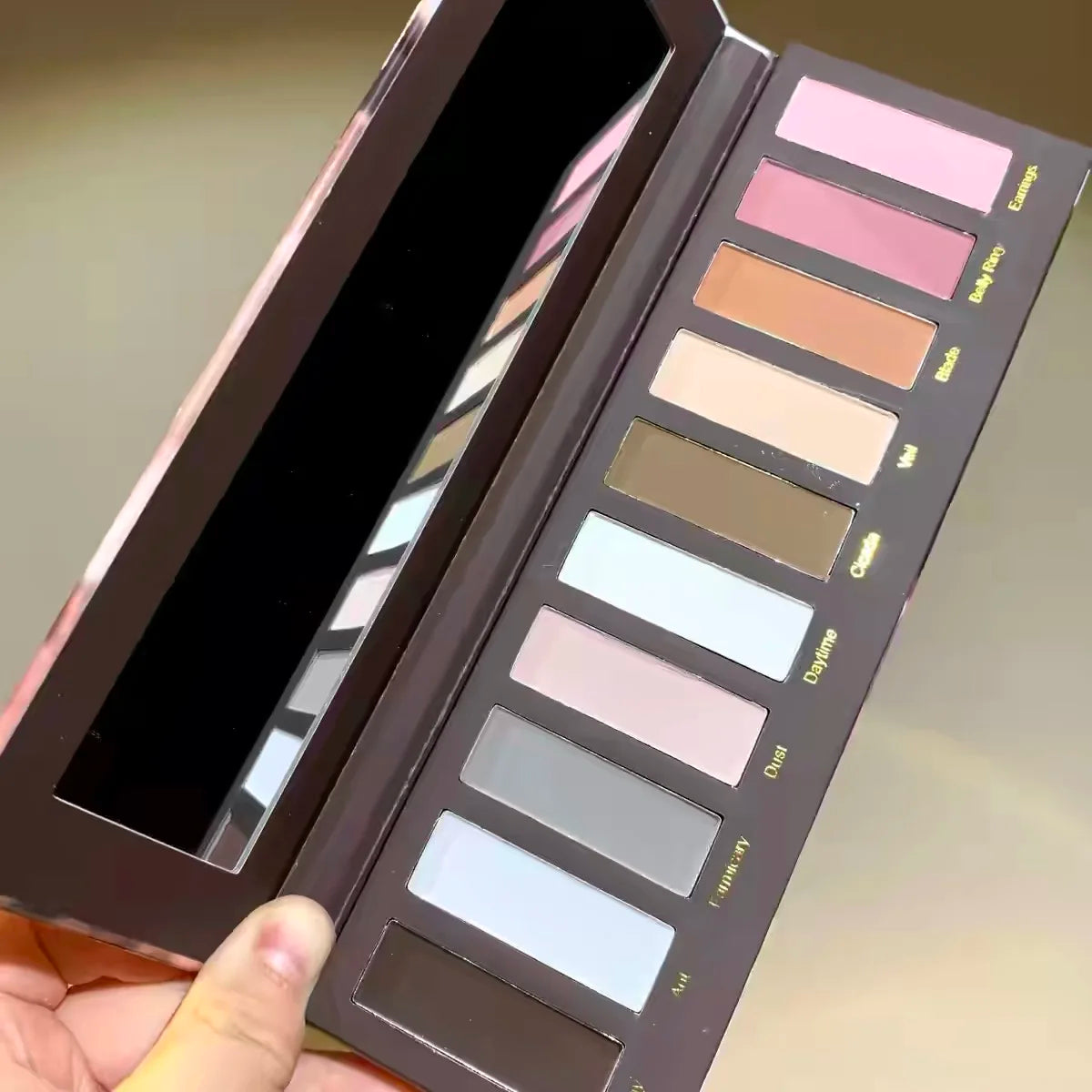 Narimi Eyeshadow Palette 8 Colors Chameleon Shimmer Matte Waterproof Long-lasting Professional Eye Shadow Cosmetic Makeup