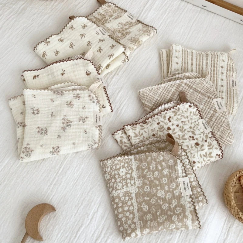 Korean Baby Wiping Face Towel Pure Cotton Floral Yarn Square Saliva Towels Infant Soft Handkerchief Newborn Kids Hand Washcloth