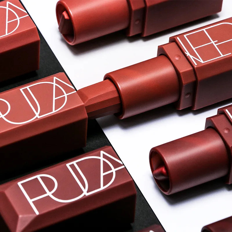 Matte Velvet Lipstick, Long Lasting Waterproof Non-Stick Formula, Smooth Soft Texture, Ideal Lip Makeup Gift