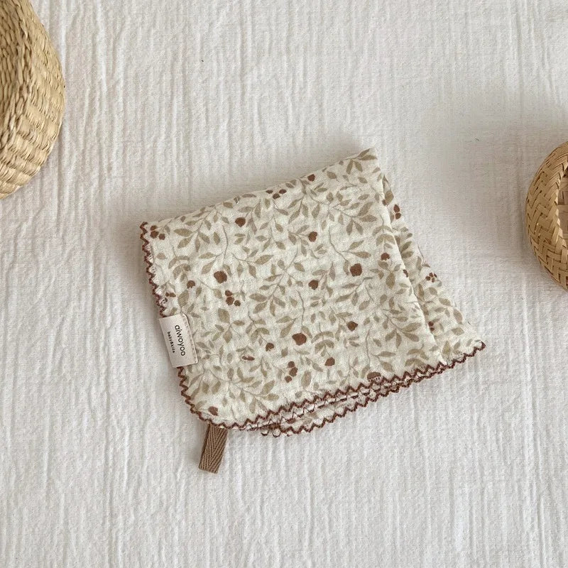 Korean Baby Wiping Face Towel Pure Cotton Floral Yarn Square Saliva Towels Infant Soft Handkerchief Newborn Kids Hand Washcloth