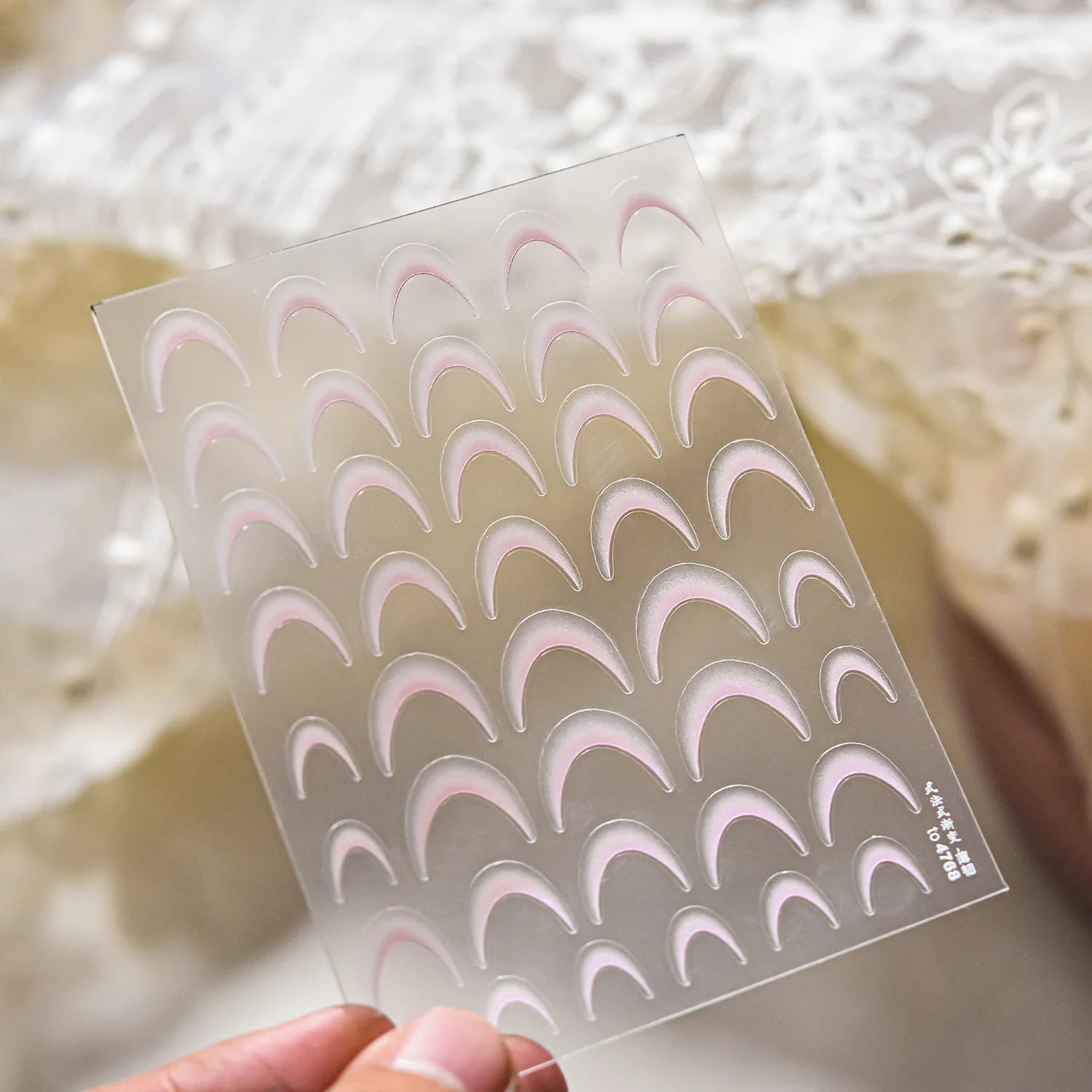 1pcs Elegant 5D Pearl Lace Wave Nail Art Stickers Exquisite White Lines Nail Decoration Decals DIY Self Adhesive Transfer Slider