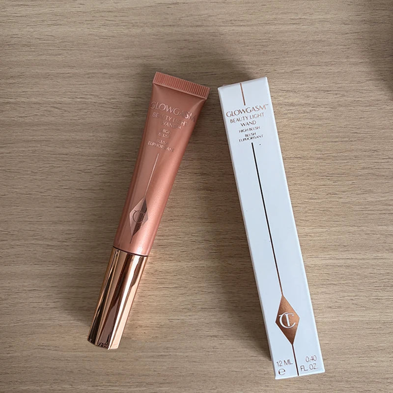 2026 CT Lip Gloss Collagen Lipstick Hydrating Soft Fluffy Head Blush Highlighter Concealer Eyeshadow Palette Fine Powder Texture