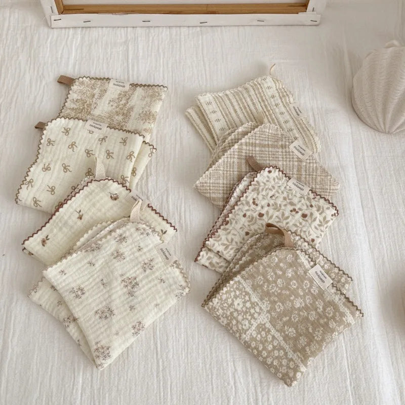 Korean Baby Wiping Face Towel Pure Cotton Floral Yarn Square Saliva Towels Infant Soft Handkerchief Newborn Kids Hand Washcloth
