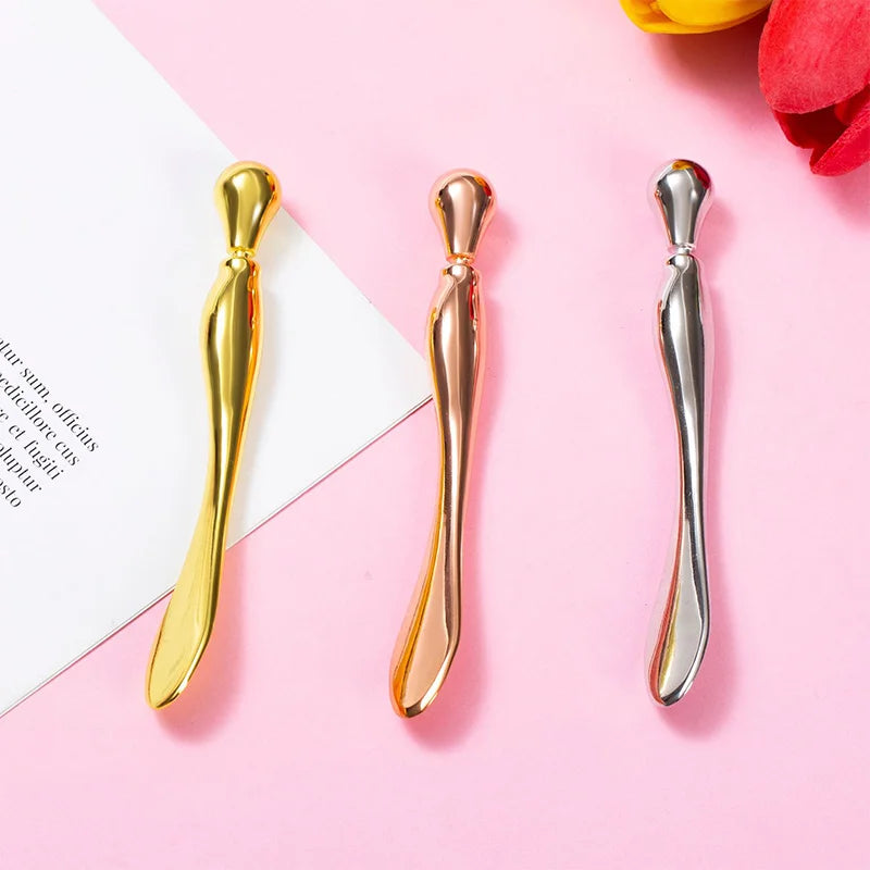 1PC Mini Metal Eye Cream Applicator Eye Cream Mixing Spatula Spoon Face Lifting Massage Facial Massager Thin Face Magic Stick