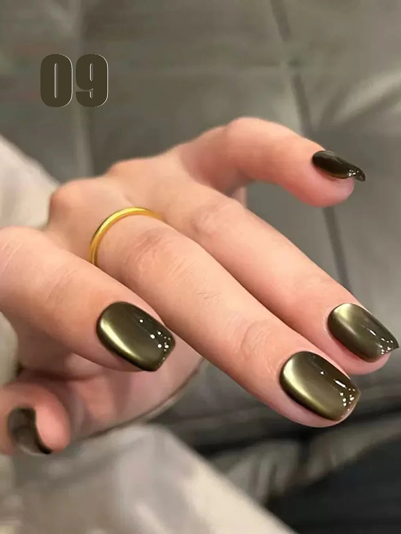 MIANEL 12ml Green Cat Magnetic Gel Nail Polish Spider Lily Varnish Soak Of UV Light Nails Nail Salon Winter Nails 1-21pcs