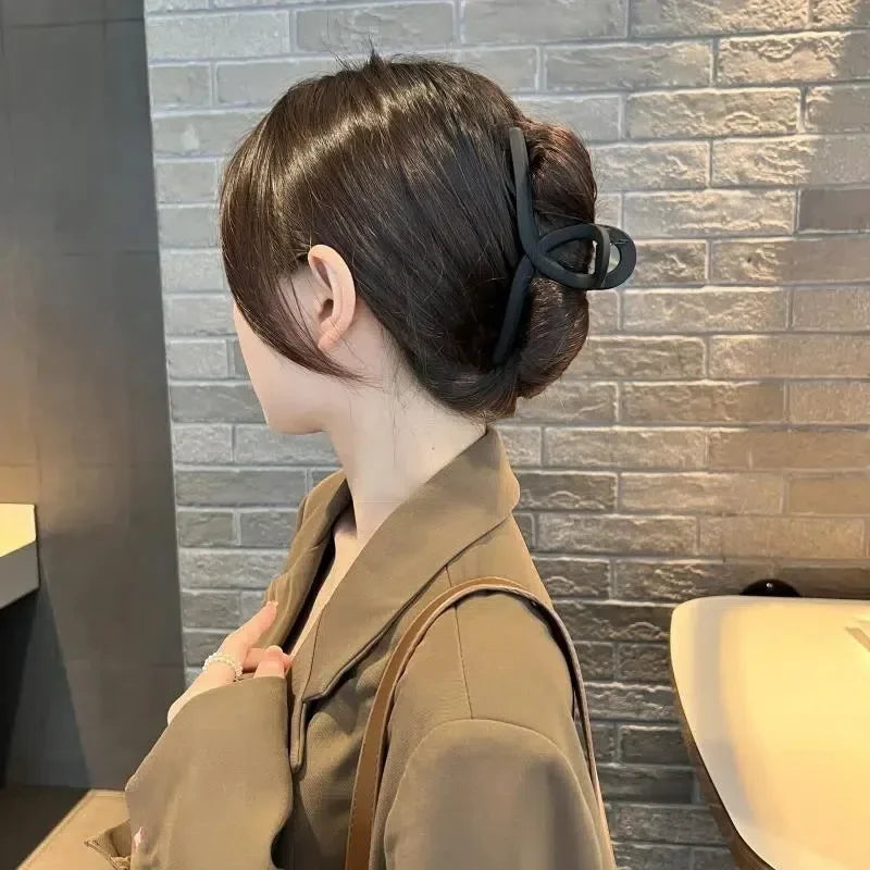 Fashion Large Cross Matte Hair Claw Crab Clips Korean Hair Accessories Women Girls Hairpin Hairgrips