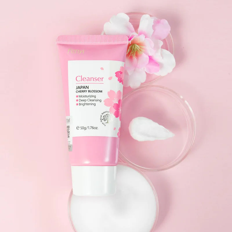 Vitamin C Facial Cleanser Deep Cleansing Moisturizing Blackhead Removal Gentle Foam Hydrating Non-Drying Face Wash Cleanser